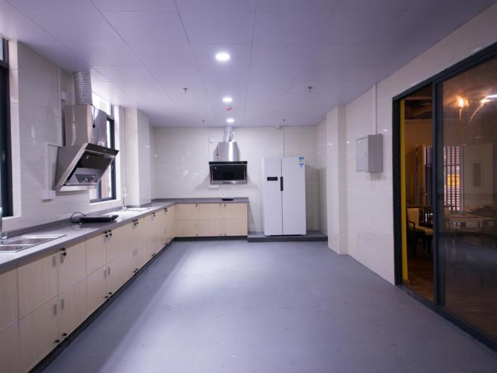 经济幽雅loft · 泊寓-市桥店