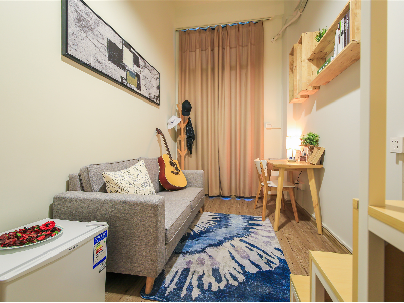 优选温馨北欧单间 · 泊寓-大石店