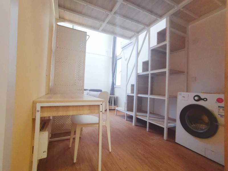 标准温馨loft · 泊寓-人民路店