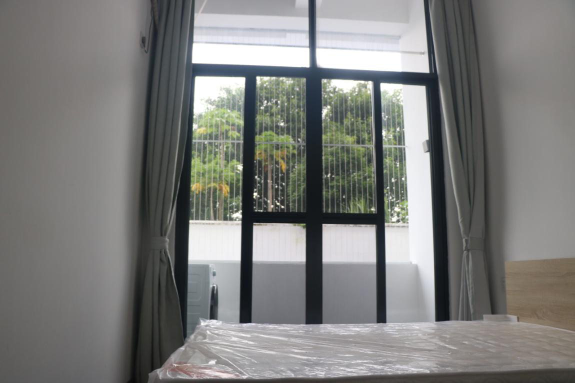 标准阳光单间 · 泊寓-菊树店