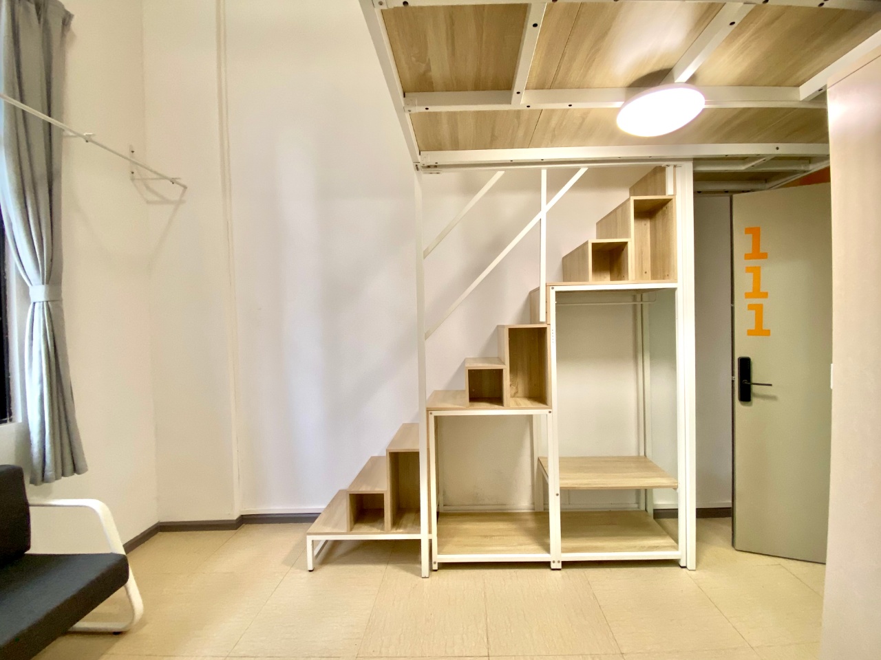 优选温馨loft · 泊寓-南城步行街店