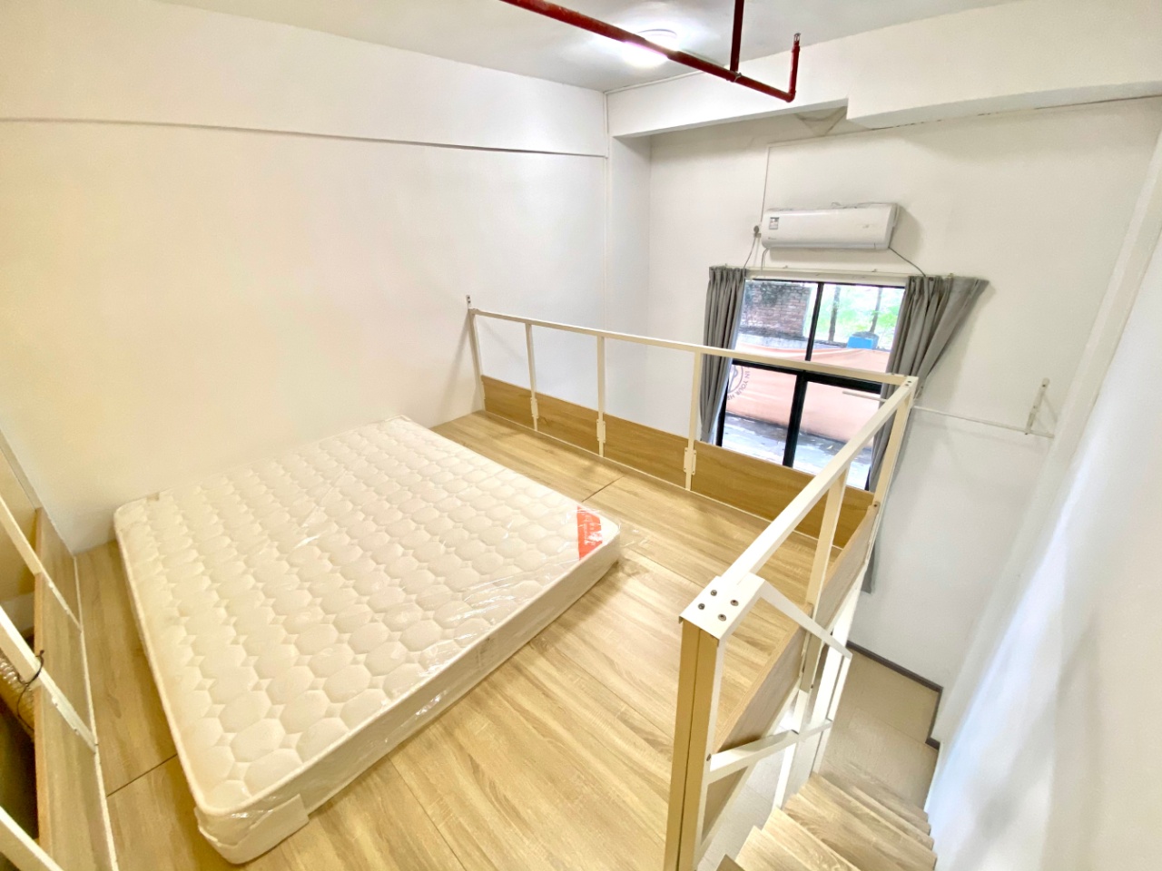 优选温馨loft · 泊寓-南城步行街店