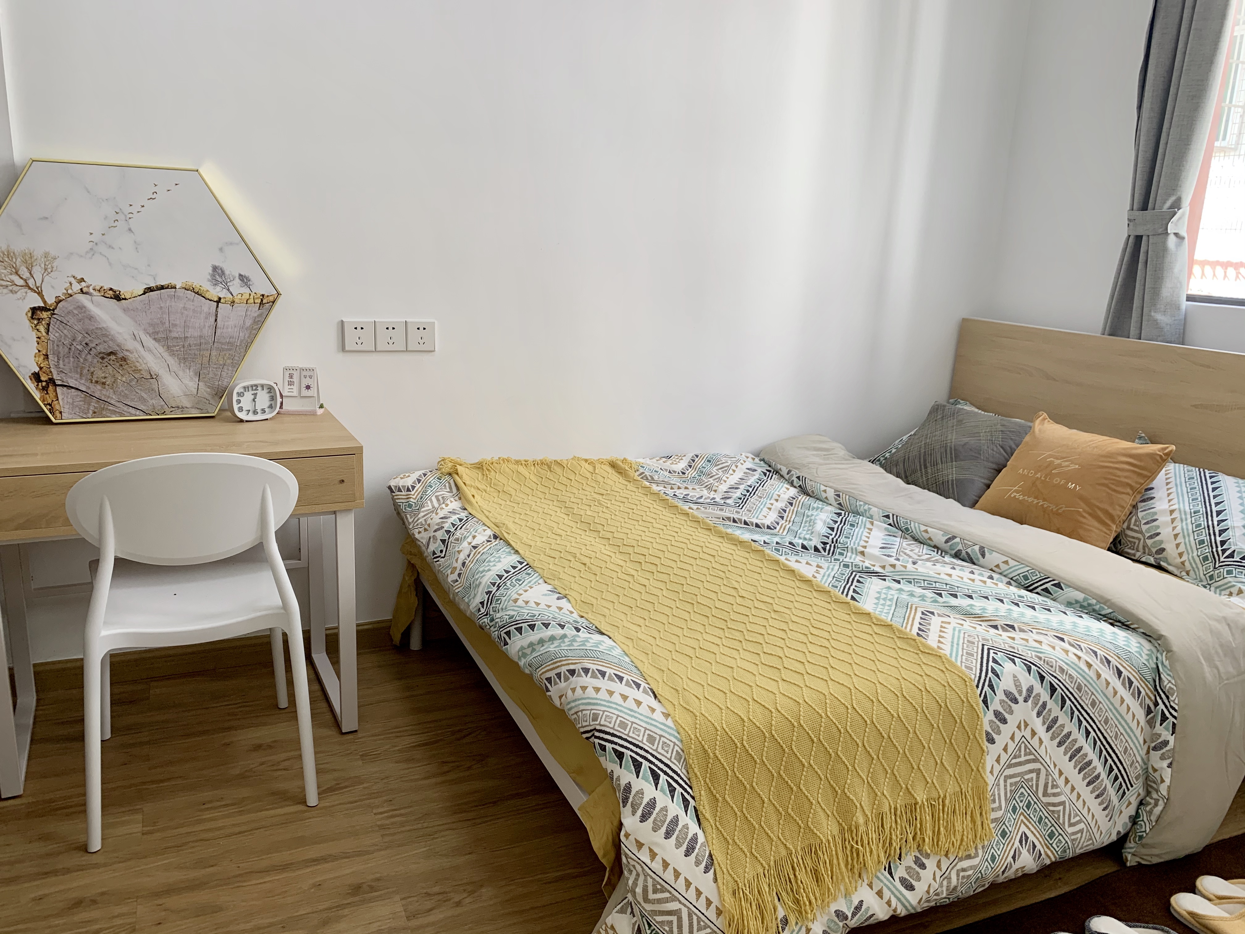 经济幽雅电梯单间 · 泊寓-横琴石山店