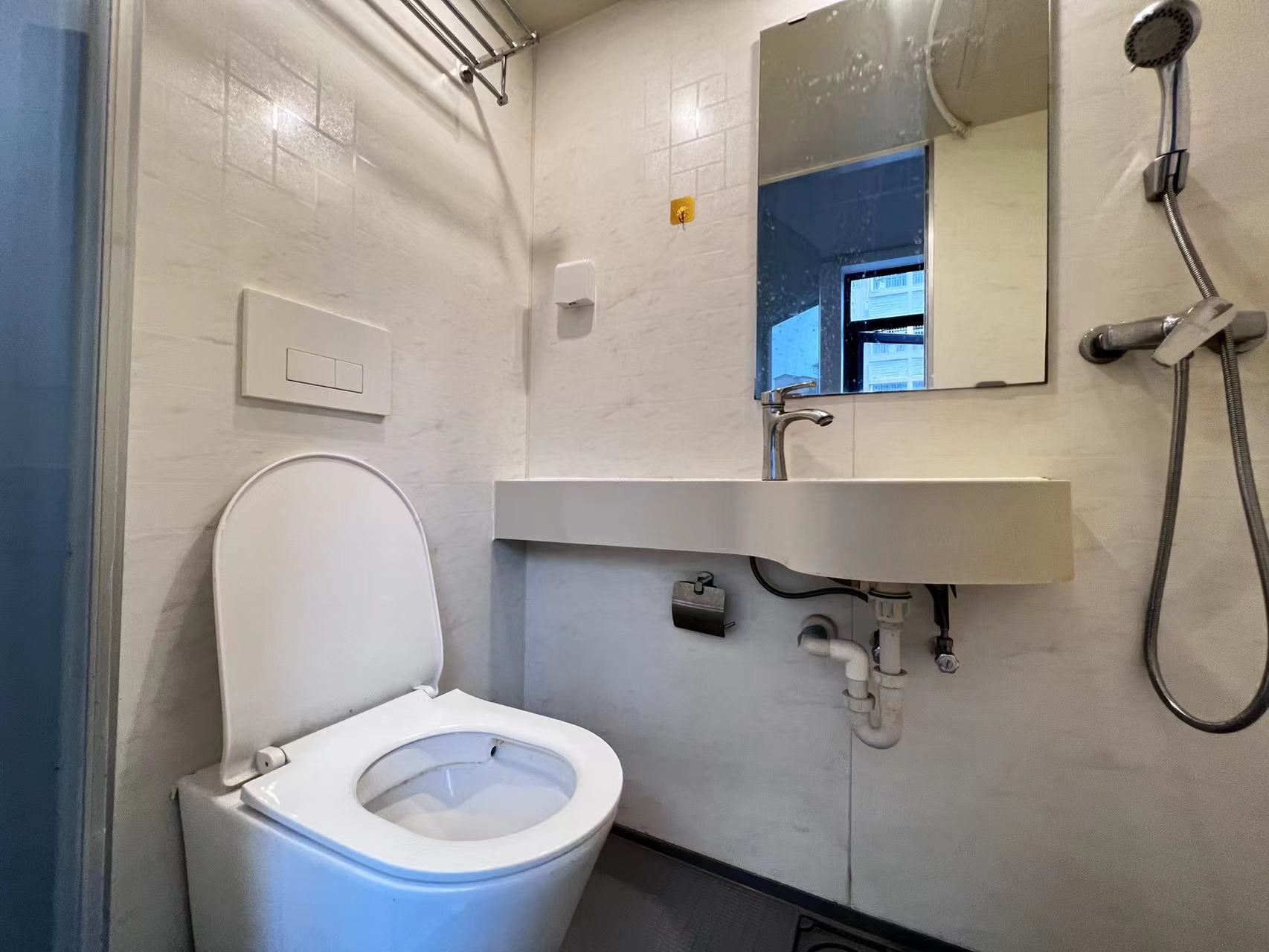 标准电梯单间 · 泊寓-松岗地铁口公社