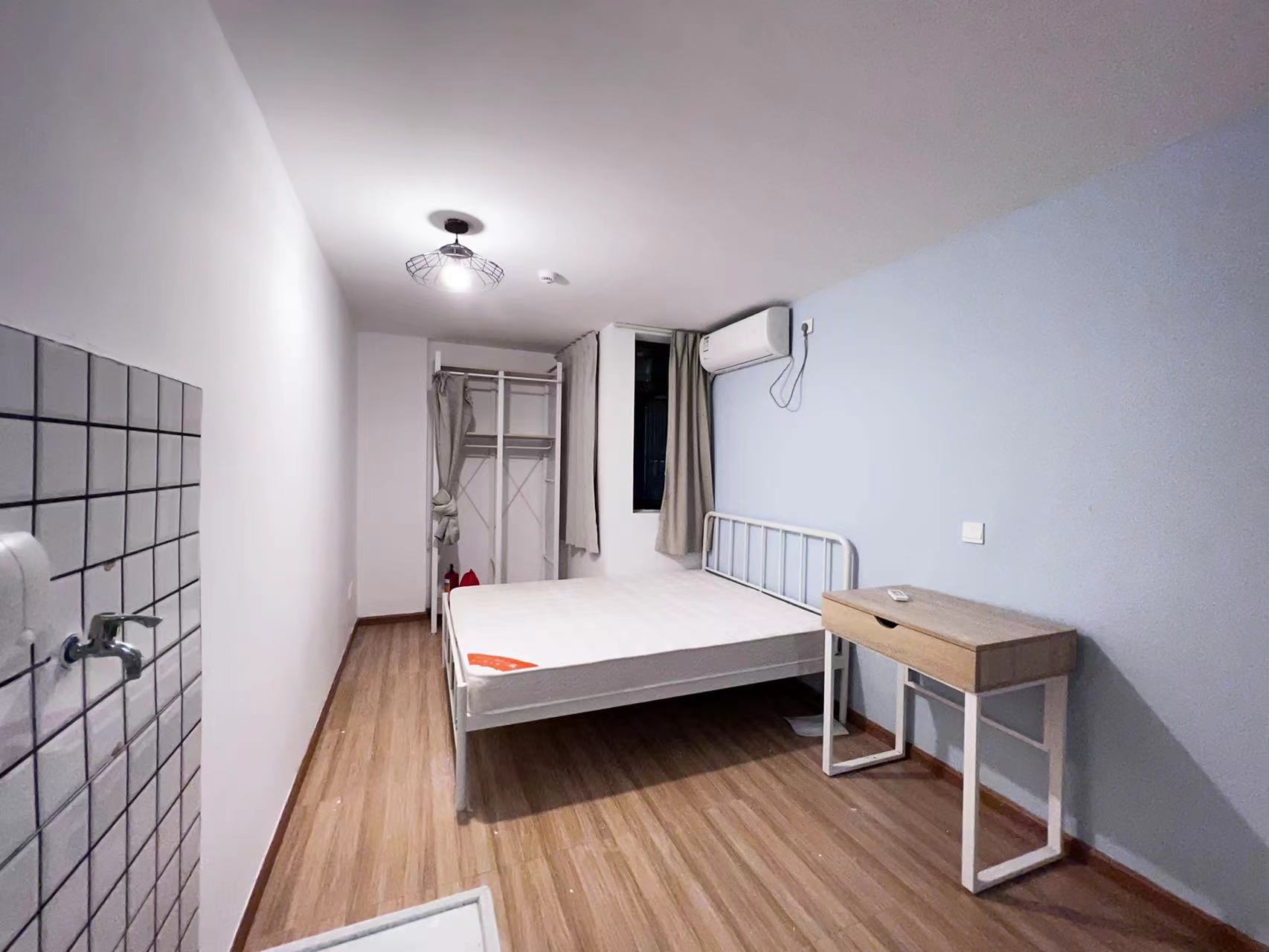 标准电梯单间 · 泊寓-松岗地铁口公社