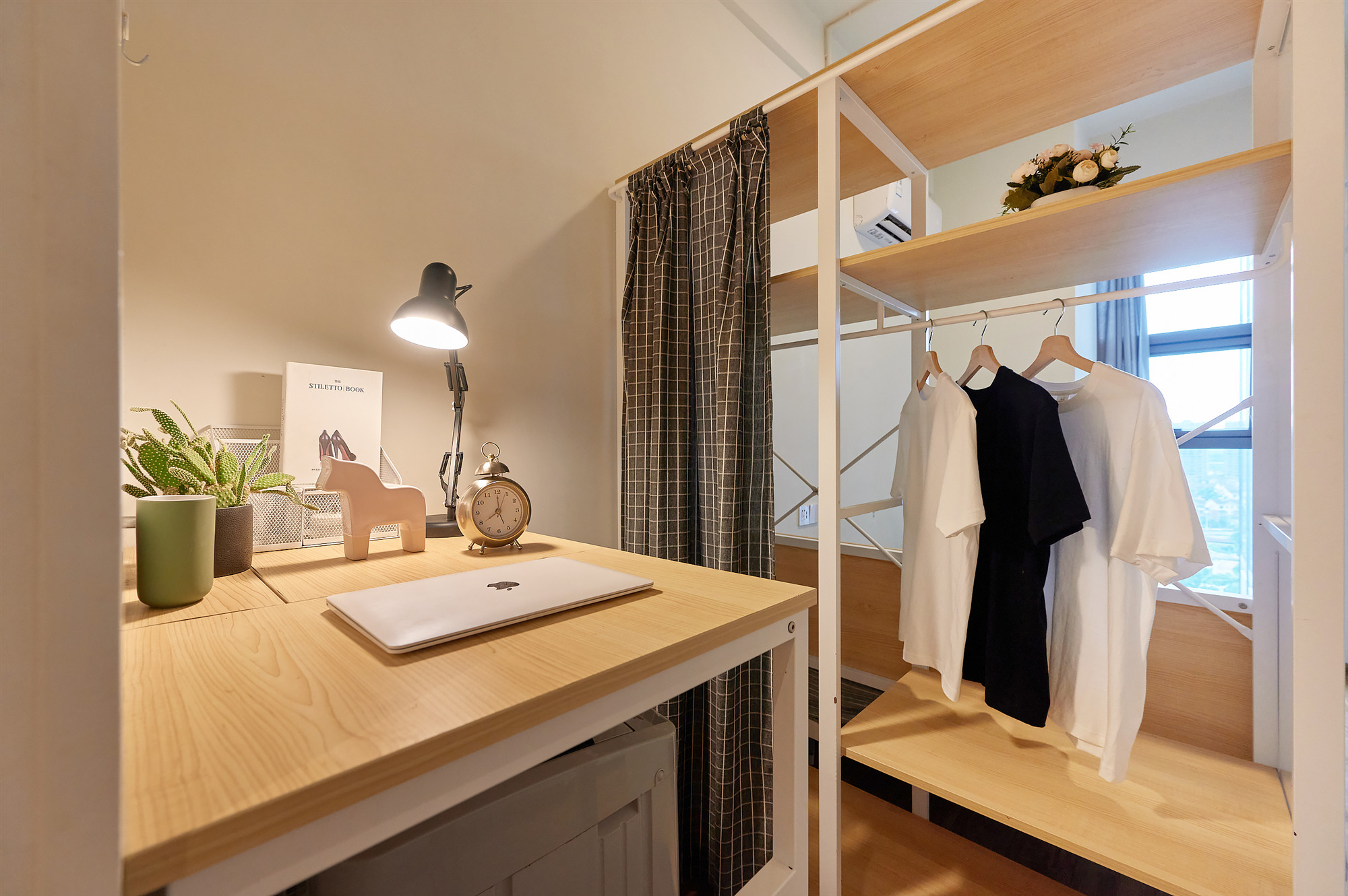 经济温馨单间 · 泊寓-万科城店