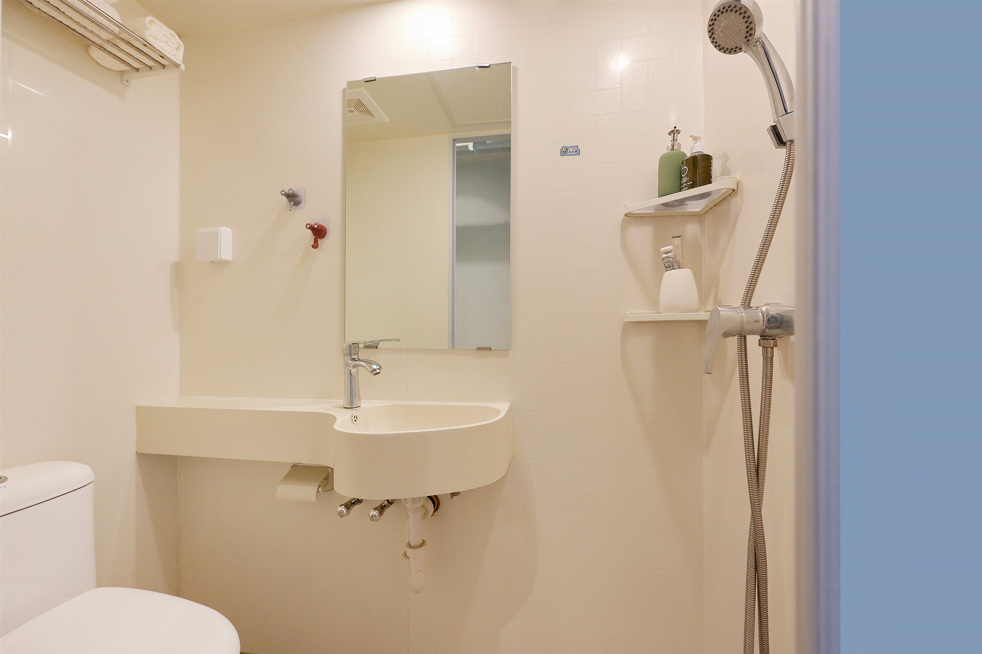 经济温馨单间 · 泊寓-万科城店