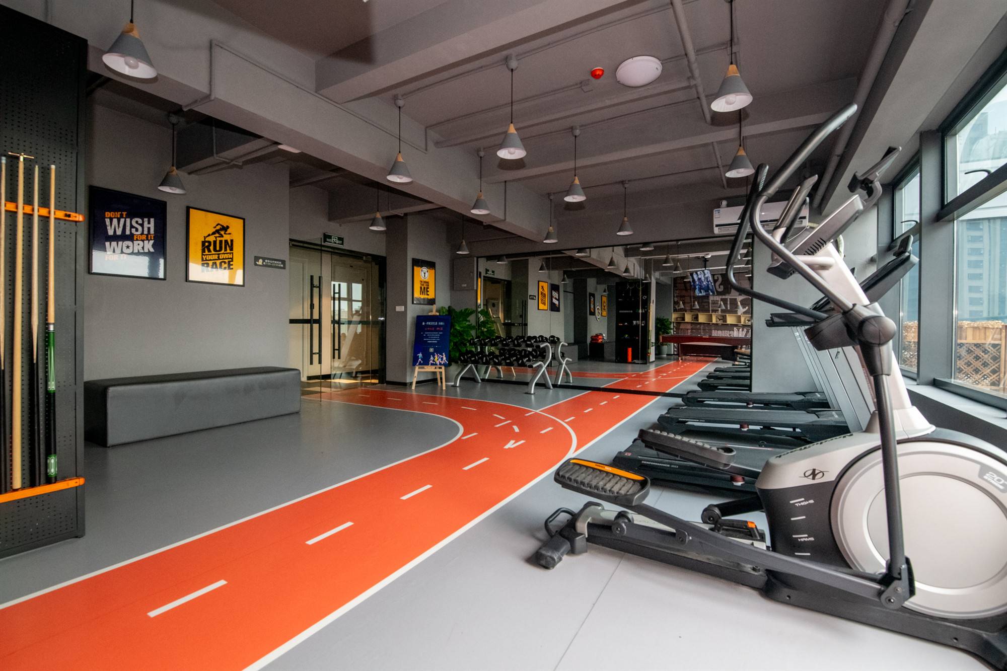 经济温馨单间 · 泊寓-万科城店