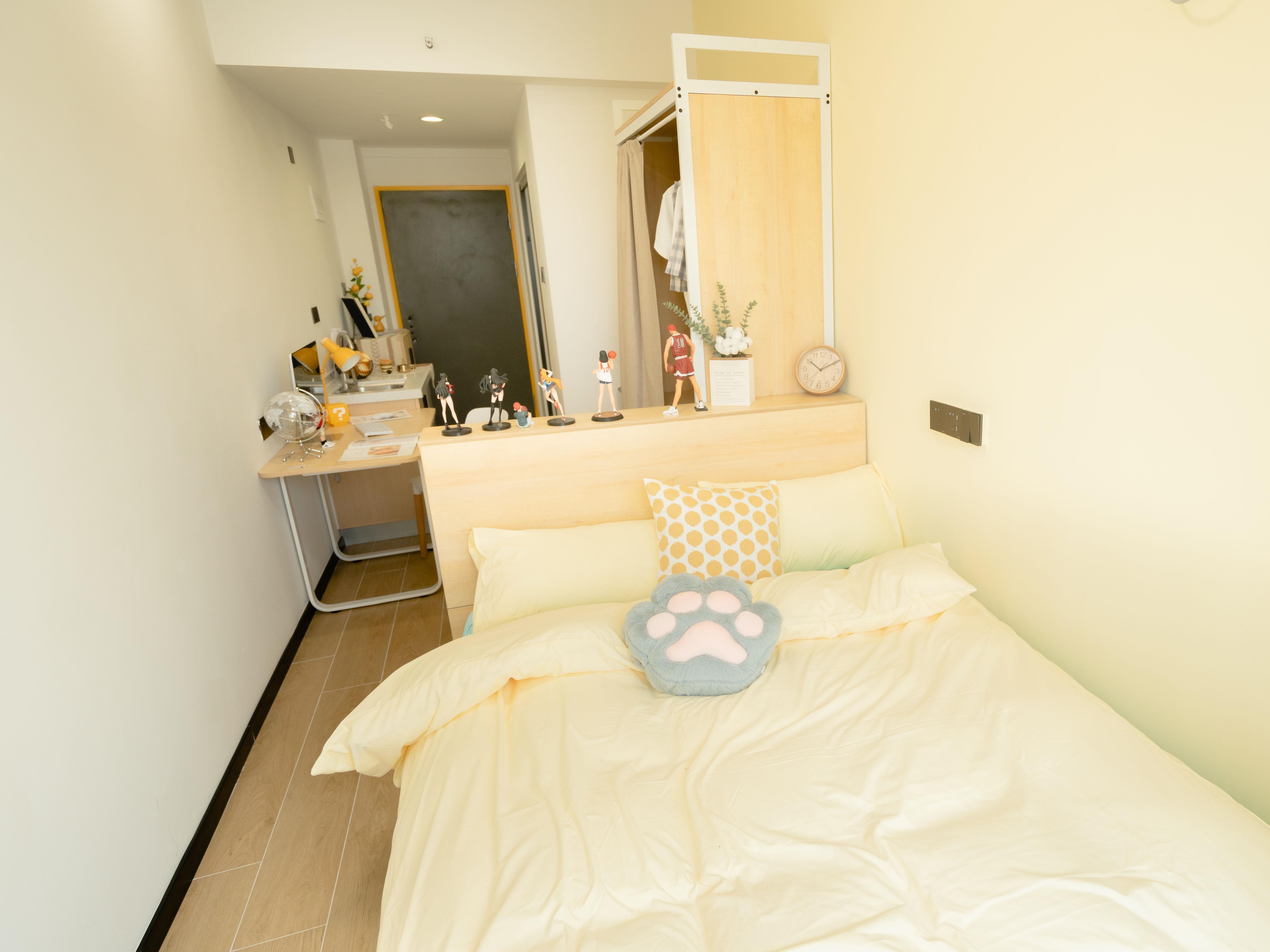 优选阳光文艺单间 · 泊寓黄岐中心店