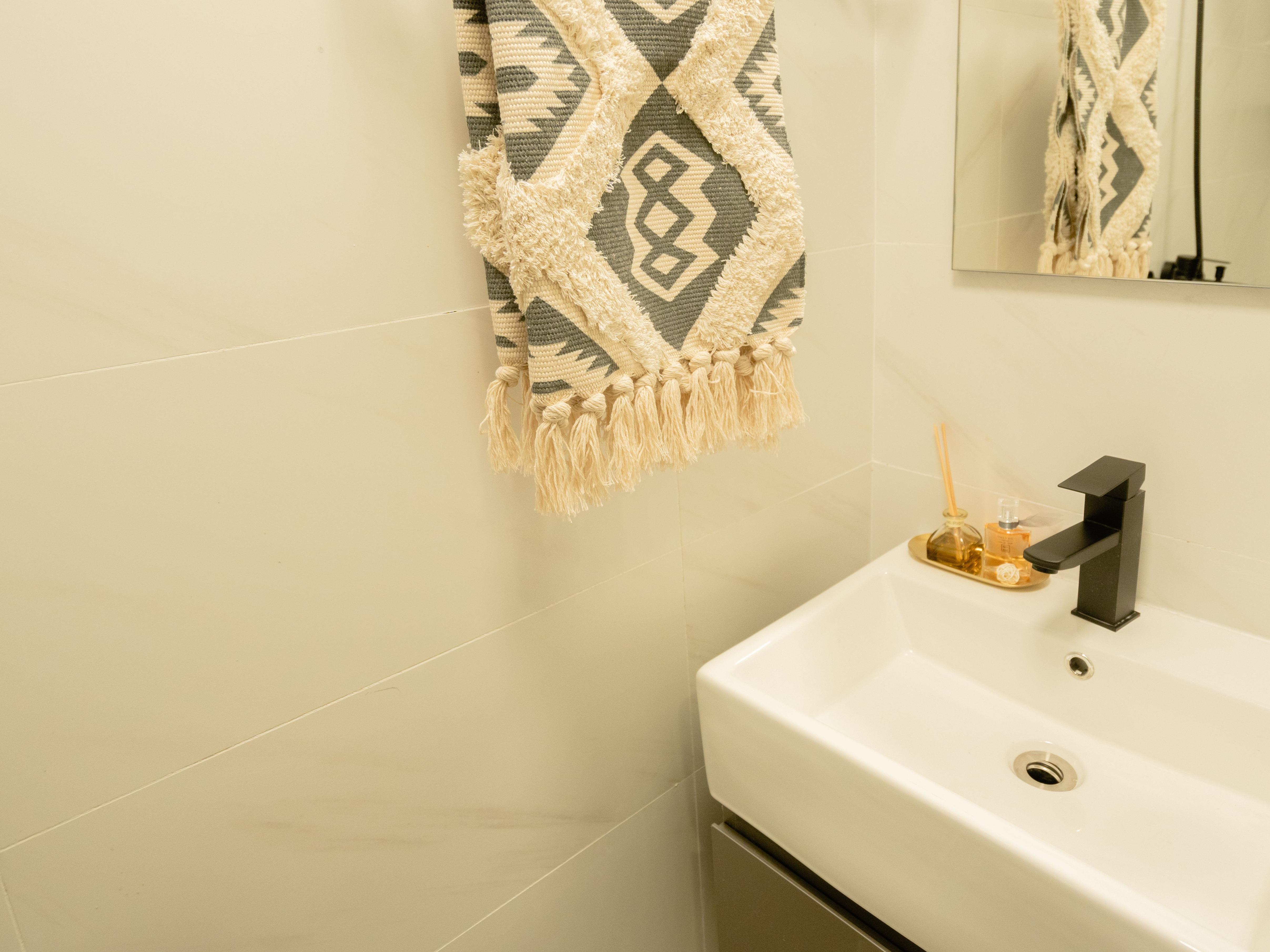 优选阳光文艺单间 · 泊寓黄岐中心店