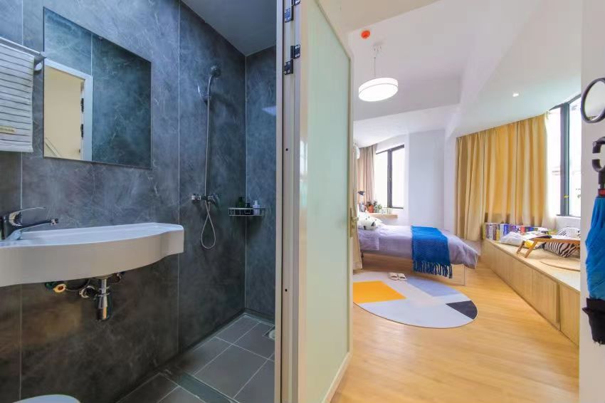 优选阳光单间 · 泊寓-动物园店