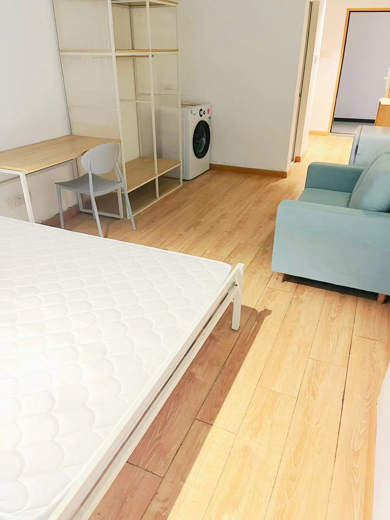 优选温馨单间 · 泊寓天竺店