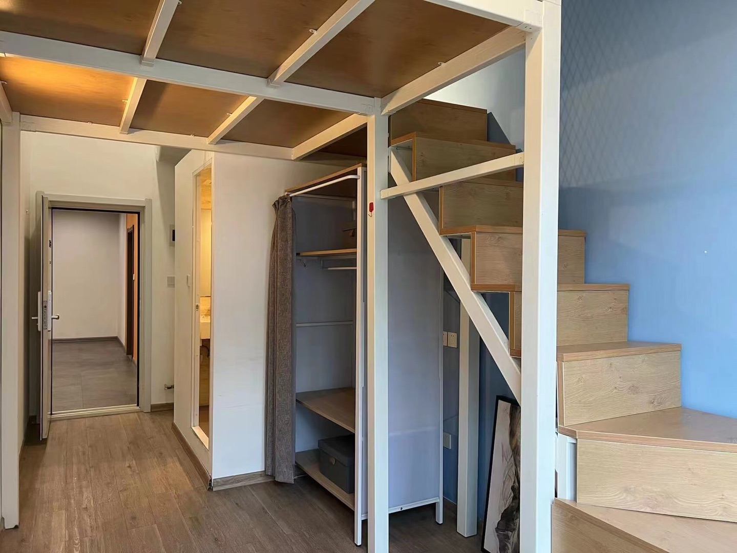 标准温馨loft · 泊寓-新开路店
