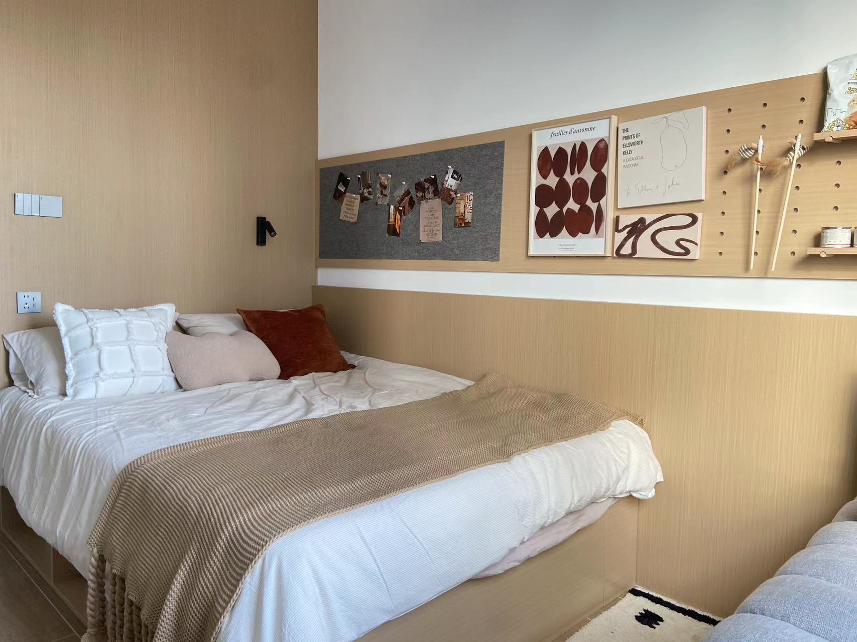 标准阳光飘窗单间 · 泊寓三元里旗舰店