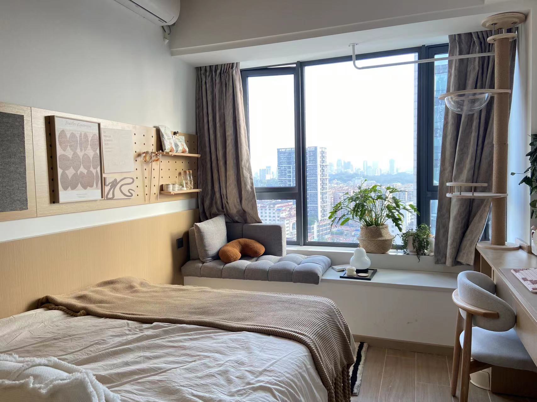 标准阳光飘窗单间 · 泊寓三元里旗舰店