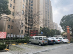泊寓·菁英公寓东区店