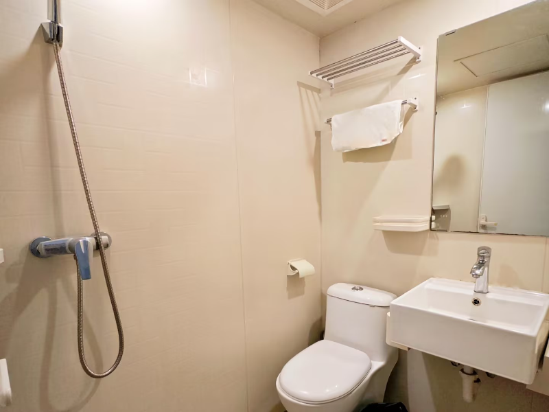 标准幽雅静谧单间 · 泊寓-七号街店